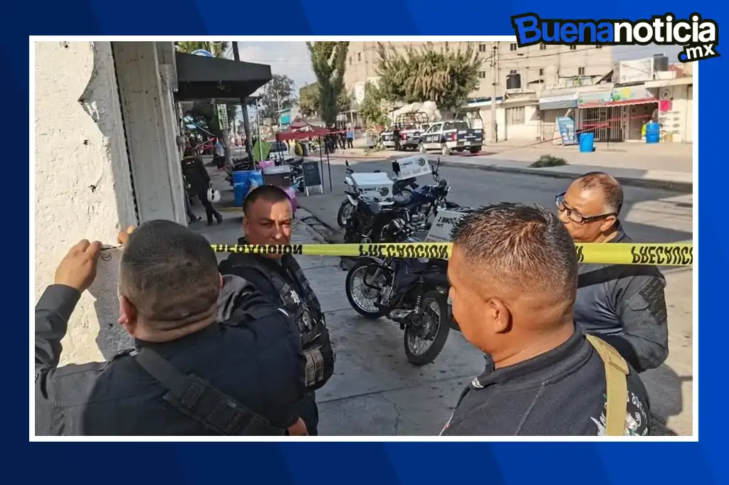 Dos personas fueron asesinadas al interior de un vehículo mientras transitaban por la Calle Gobernador Carlos Hank González, las autoridades ya investigan los hechos.