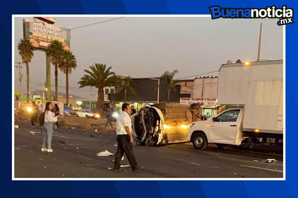Un tráiler se quedó sin frenos y causó un accidente múltiple en la carretera federal Texcoco-Lechería, en Ecatepec