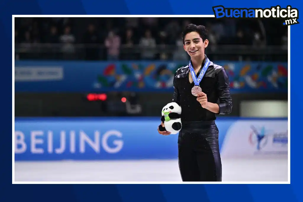 Donovan Carrillo escribió una nueva página en la historia del deporte mexicano al obtener la medalla de bronce y uno de los cinco boletos disponibles para los Juegos Olímpicos de Invierno Milano-Cortina 2026, tras su destacada actuación en el Preolímpico celebrado en Pekín.