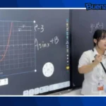 Buena noticia: China presenta un pizarrón con Inteligencia Artificial que facilita el aprendizaje de matemáticas y física